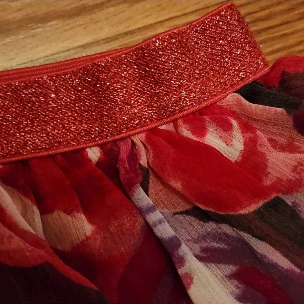 🌸 Pink Floral Skirt · Size XL (Girls)